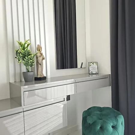 Lägenhet Panoramic View Balcony - Stylish 1br