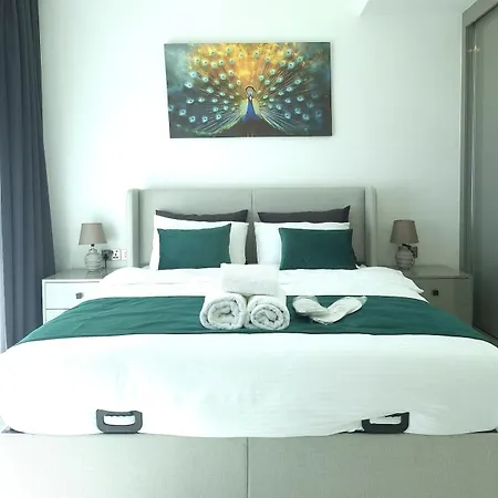 Panoramic View Balcony - Stylish 1br