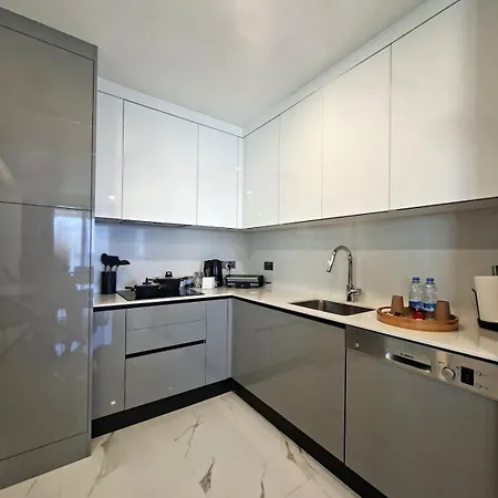 Panoramic View Balcony - Stylish 1br Apartament Sotira (Famagusta)