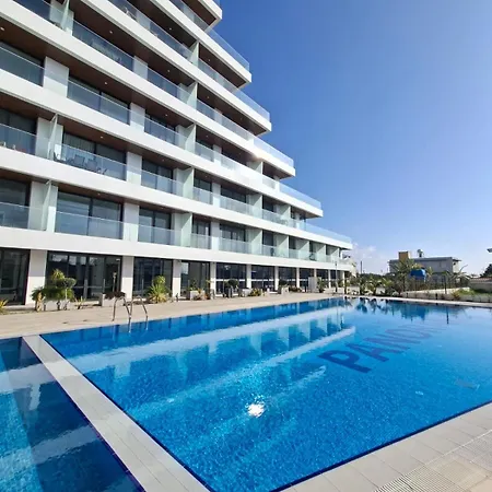 Panoramic View Balcony - Stylish 1br